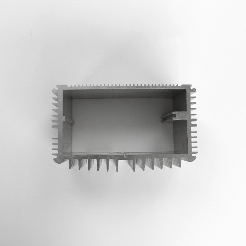 控制器鋁合金外殼截面圖