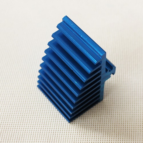 ���Ԫ�����X�Ͻ�ɢ��Ƭ