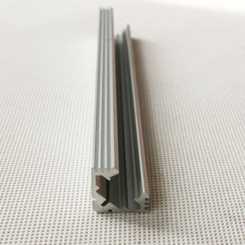 LED�����⚤�X�Ͳ�