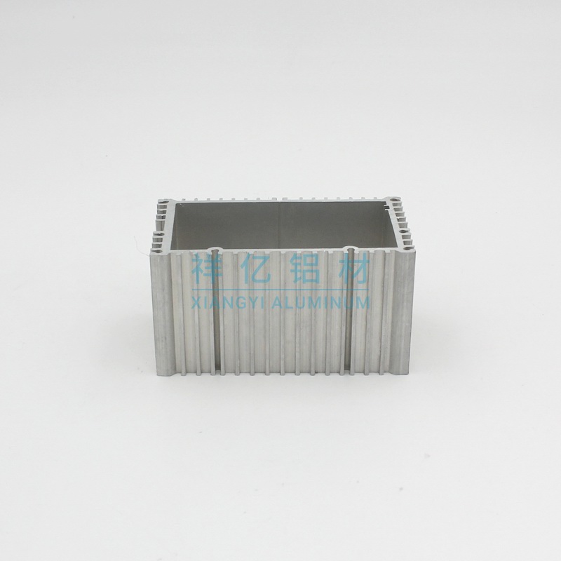 各種規(guī)格的鋁合金外殼散熱器型材3