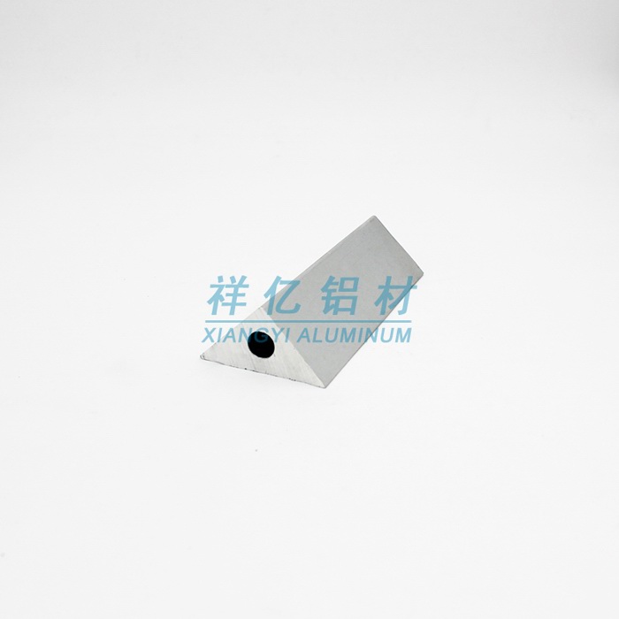 工業(yè)設(shè)備鋁型材配件2